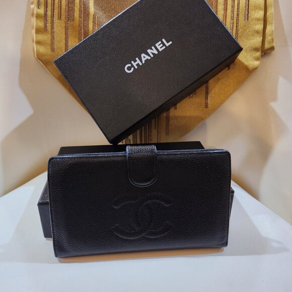 Chanel Bifold Long Wallet - Black Caviar - Picture 2 of 16